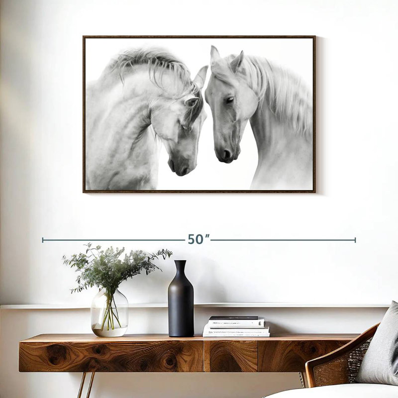 Couple de chevaux blancs, 37 po x 25 po, Cadre flottant noyer