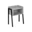 Table d'appoint grise avec bords doux et structure en métal noir pour le rangement robuste de la chambre à coucher