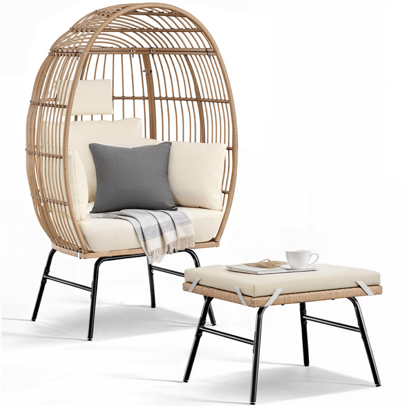 Fauteuil d'extérieur avec repose-pieds Dovecove, Beige