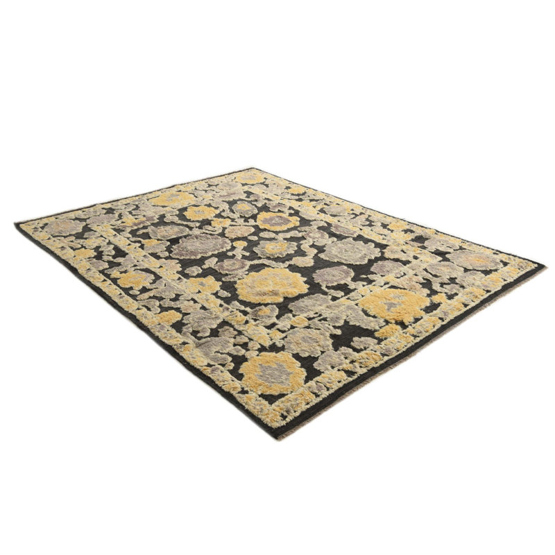 Jose Black Rug