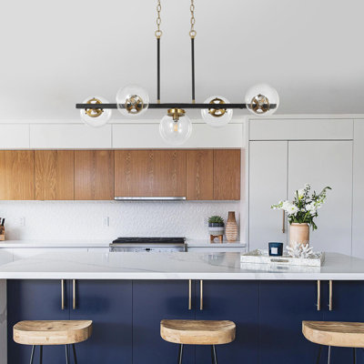 Luminaire suspendu linéaire moderne pour îlot de cuisine à 5 lumières avec abat-jour en verre Renley
