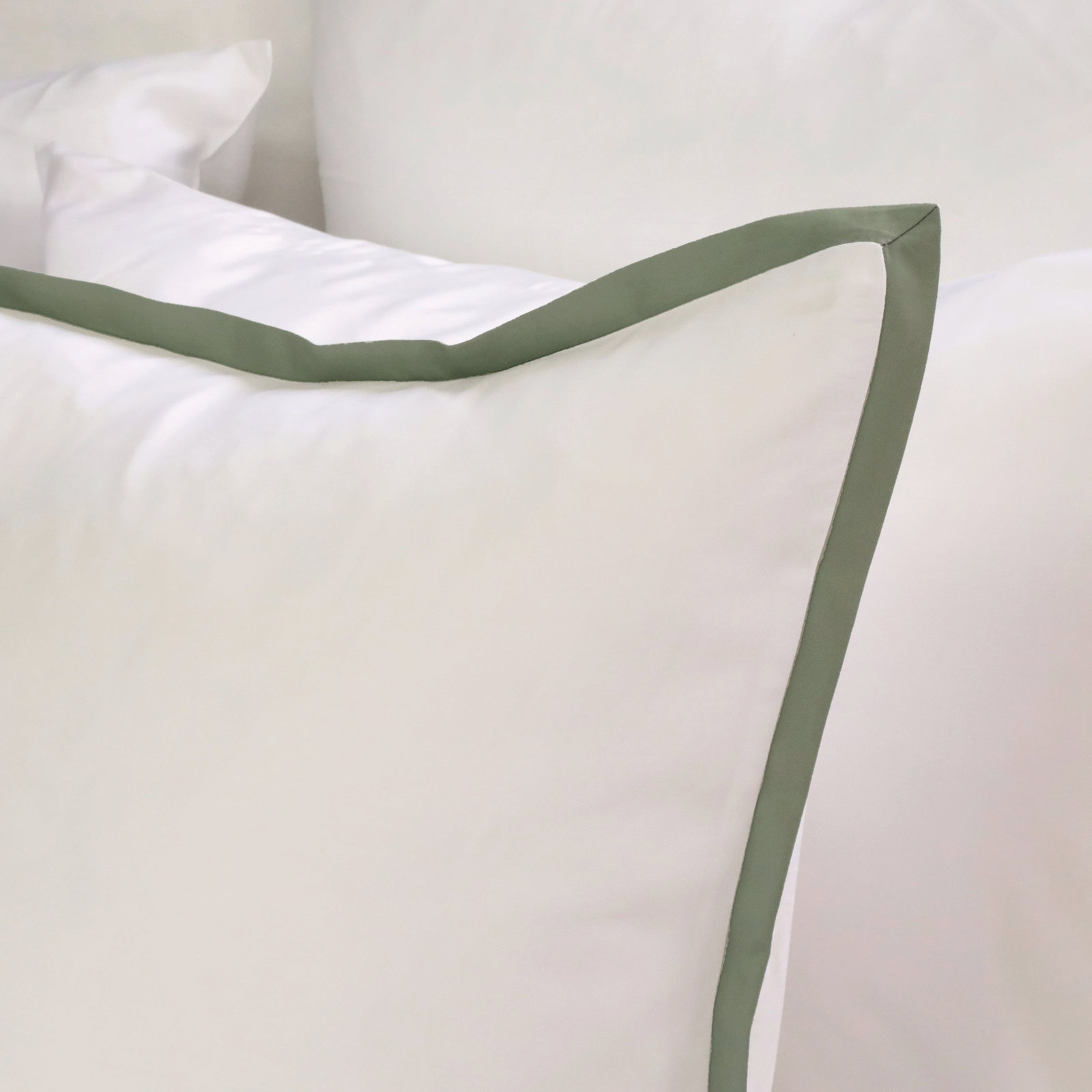 Langston Sateen Pillow Sham, Moss
