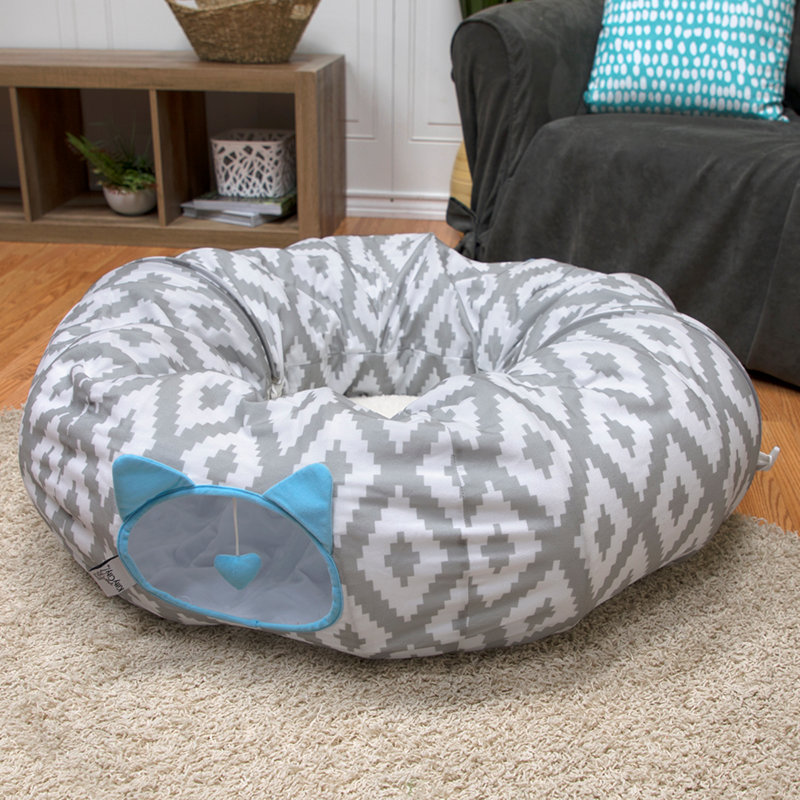 Geometric Pet Bed