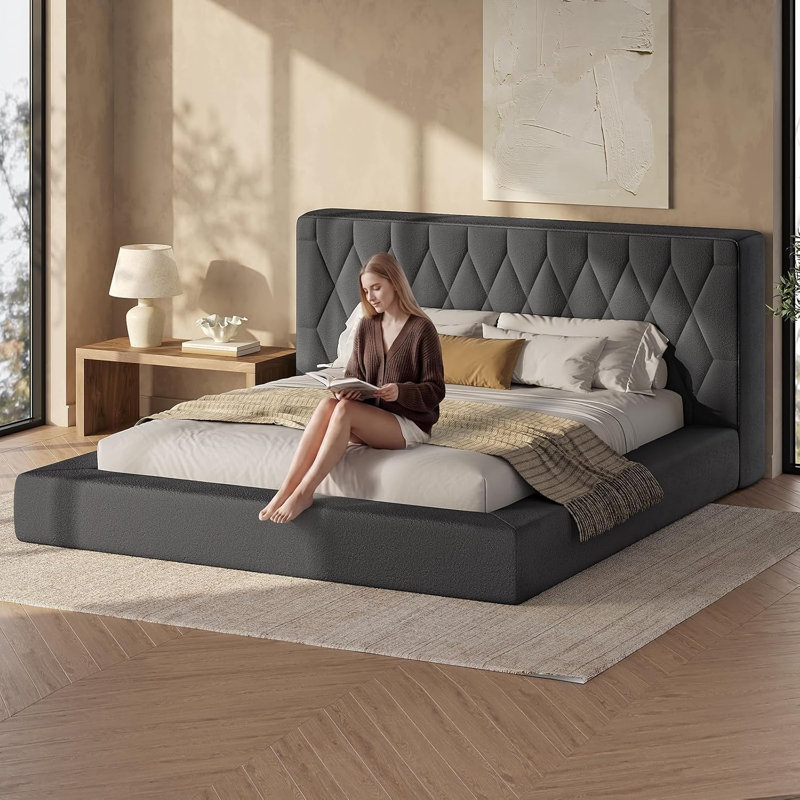 Structure de lit tapissier grand avec tête de lit 5,9 po, lit plateforme entièrement rembourré, coins arrondis doux et silencieux pour la chambre principale / chambre d'amis, assemblage facile en 15 minutes, gris