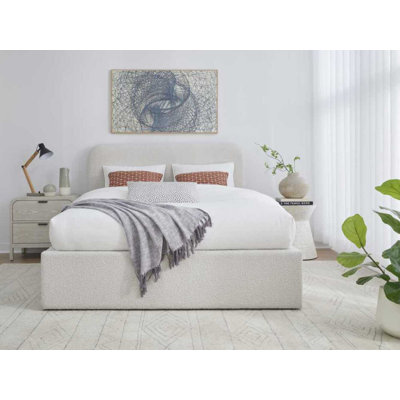 Lit plateforme tapissier Bailee