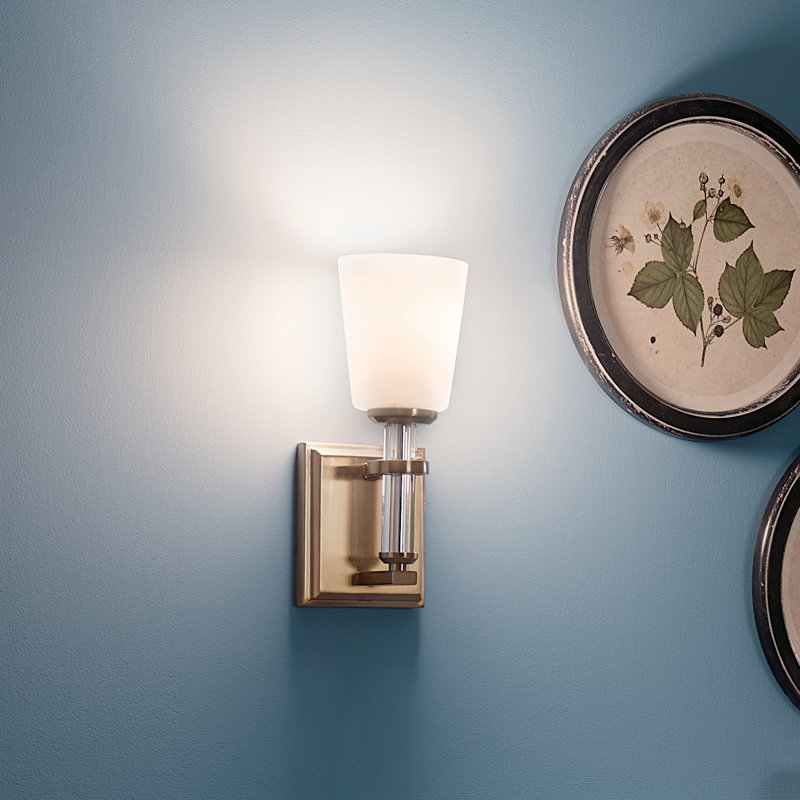 Evangelo Armed Sconce, Brushed Natural Brass
