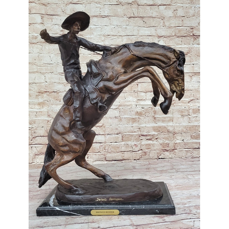 Figurines et sculptures