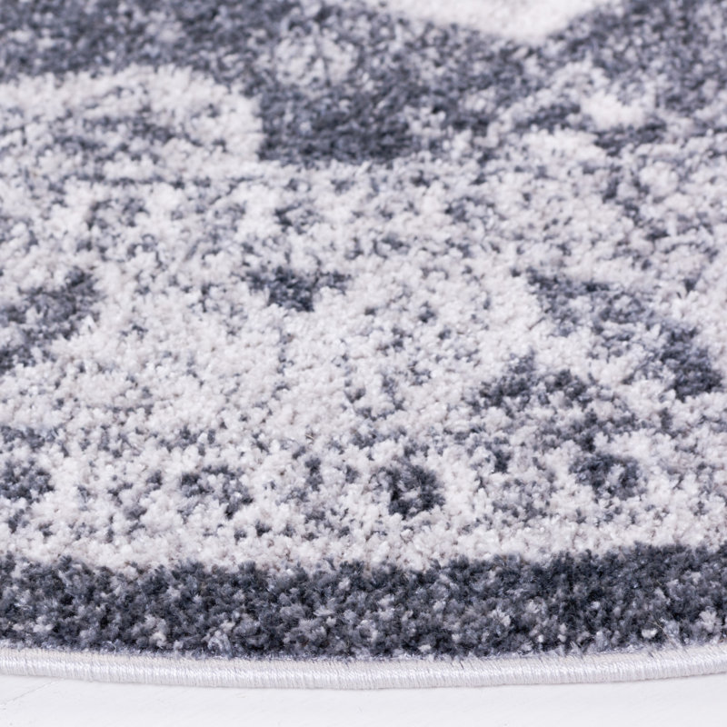 Gracie-Lou Performance Oriental Rug, Round 6'7"