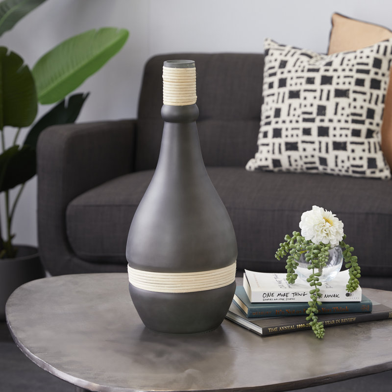 Verre, H 20,1 po x l 7,85 po x P 7,85 po, Noir