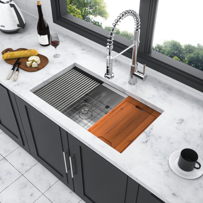 Double cuve, évier de cuisine encastrable, calibre 16, acier inoxydable T304, tablier avant, guide d'eau en forme de X, revêtement, patin, cloison inférieure intelligente, cuve en acier de calibre 32 po x 19 po x 10 po pour poste de travail