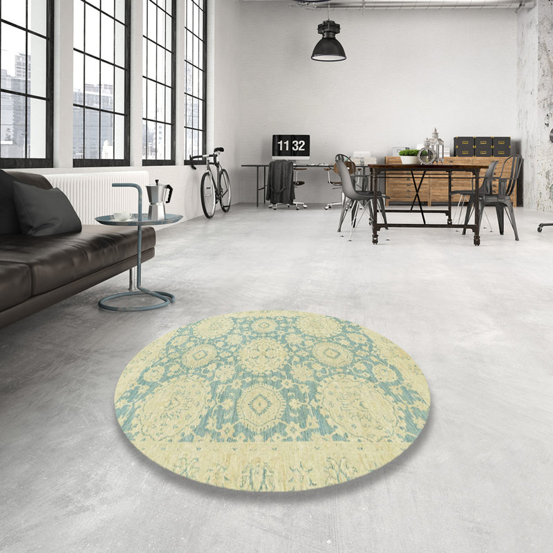 Oriental Indoor Rug, Round 7'