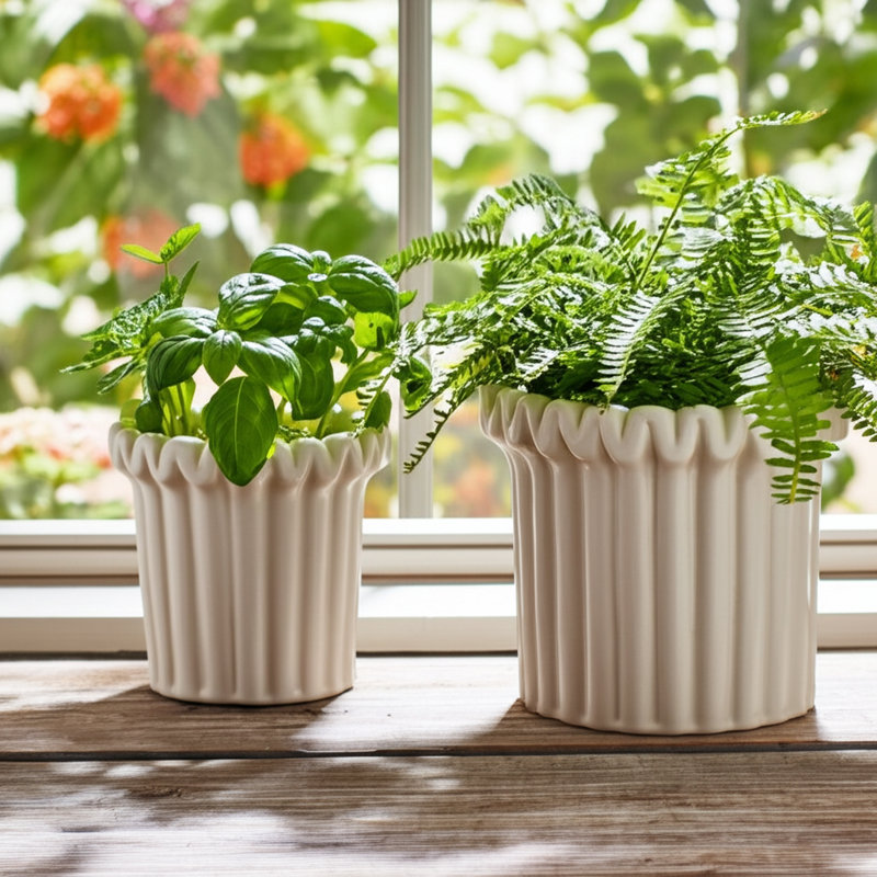 Stoneware Planter Set With Sculpted Rim And Vertical Ridged Texture, Decorative Fluted Detailing And Glossed Ceramic Body For Display And Accent Decor, Set Of 2