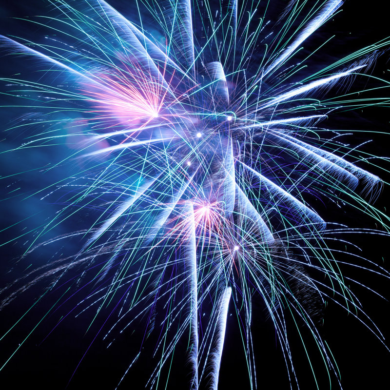 Feux d'artifice - photographie sur toile tendue, H 36 po x l 36 po