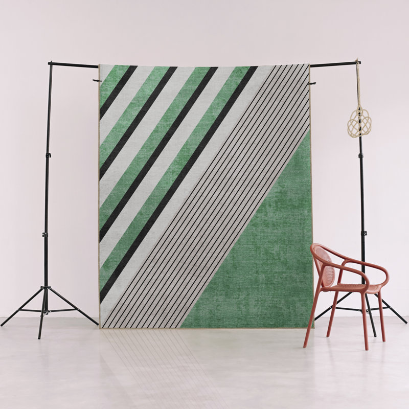 Tapis décoratif vert et gris, Rectangle 4 pi 11 po x 7 pi 6 po