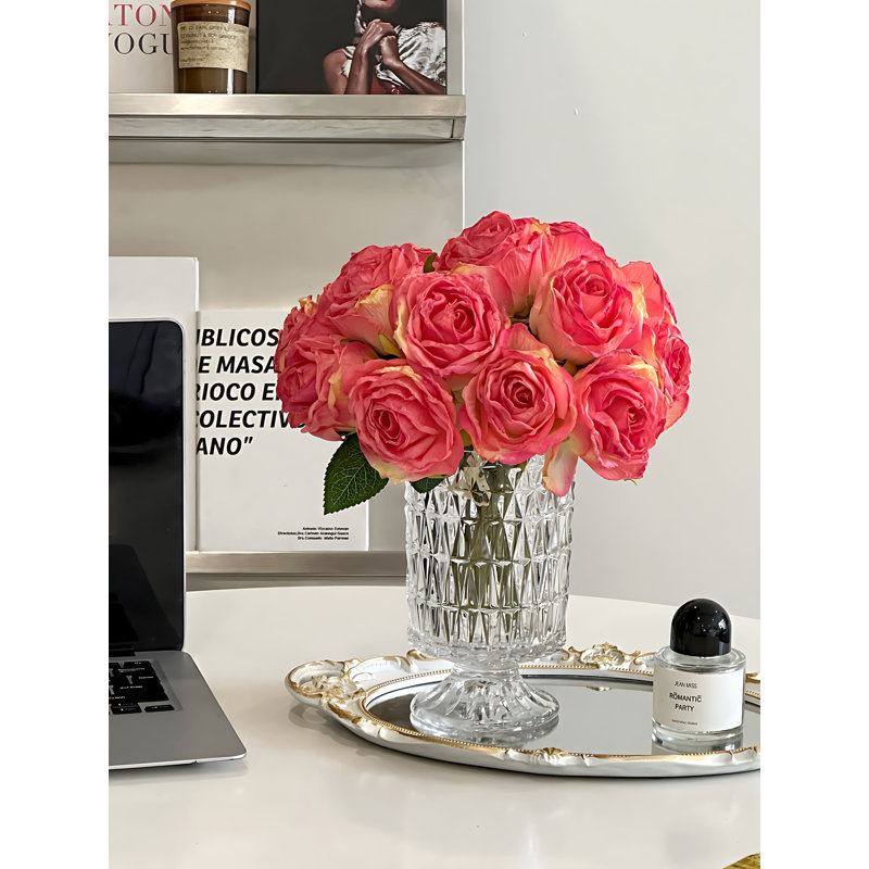 Bouquet de roses dans un vase, Rouge