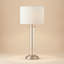 Lampe de table en nickel brossé
