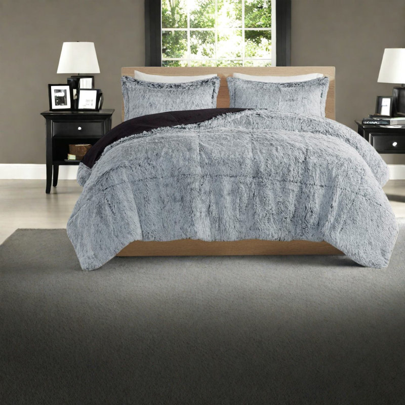 Luxurious Shaggy Bedding Sets, Polyester Comforter, Modern And Cozy