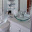 Lavabo de salle de bain vasque ovale en verre-95974470-66298984