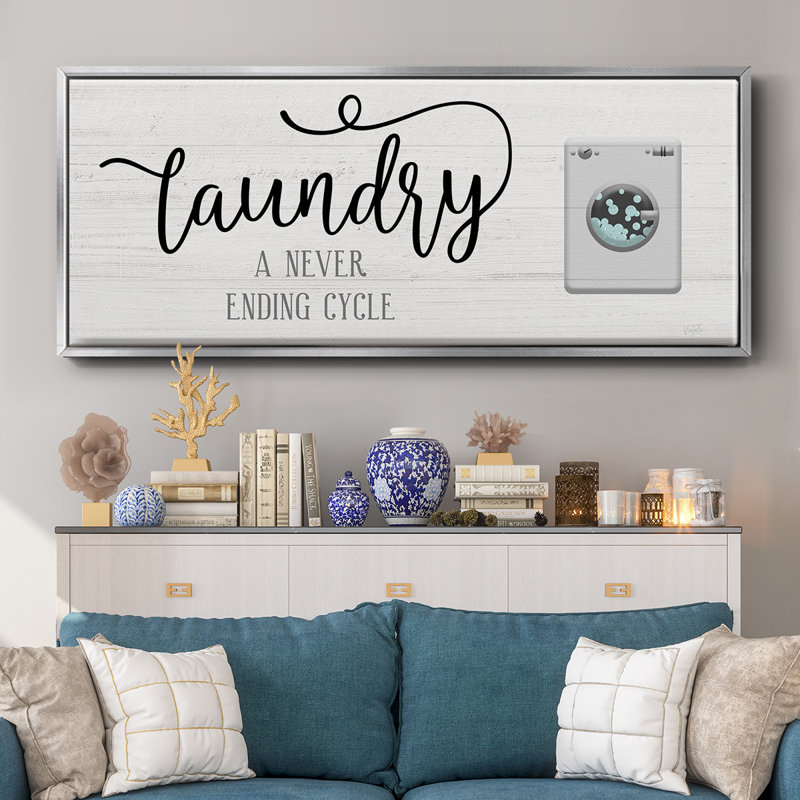 «Never Ending Laundry», toile encadrée, H 24 po x l 60 po