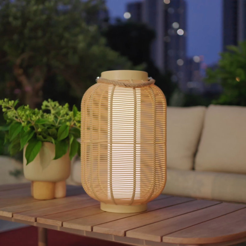 Outdoor Solar Lanterns Waterproof Rattan Lantern Hanging Solar Lights Decorative Light for Garden