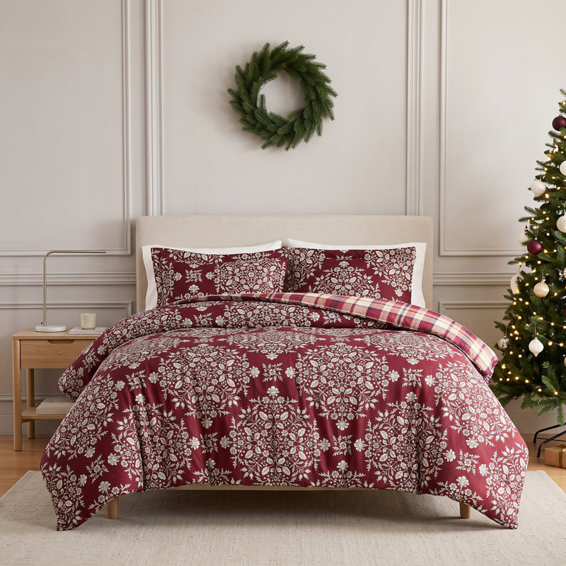 Christmas Carol Oversized Reversible Holiday Bedding Down Alternative Comforter Set with shams, King Comforter + 2 King Shams
