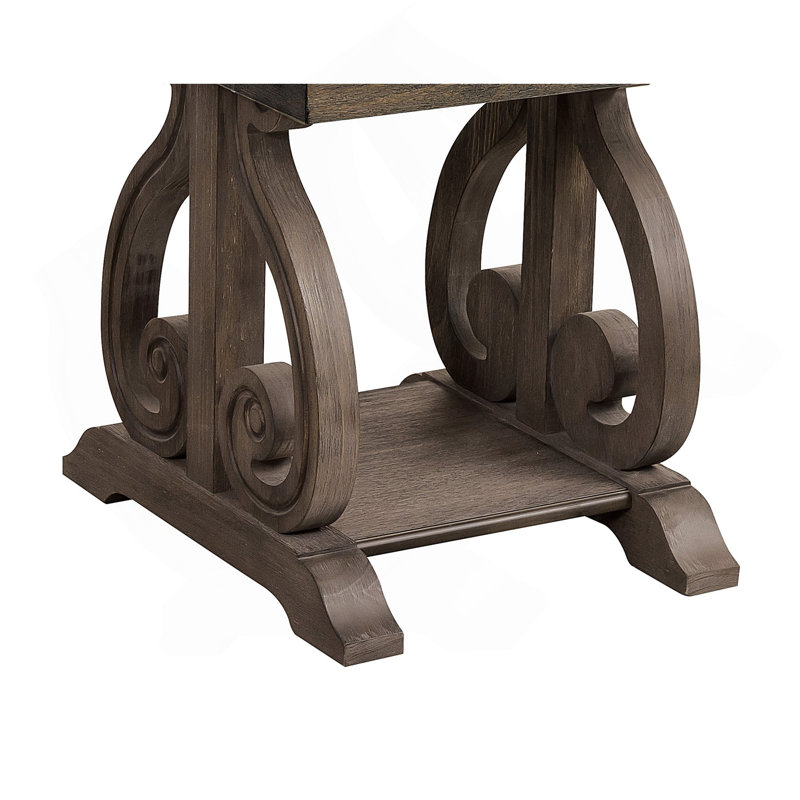 Table de bout classique avec plateau inférieur en chêne foncé