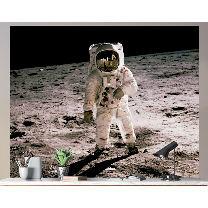 Murale astronaute sur la lune
