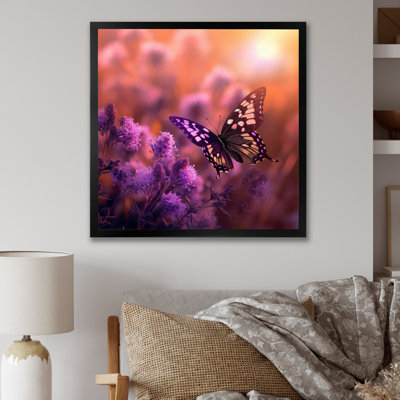Papillon rose, coucher de soleil magique I