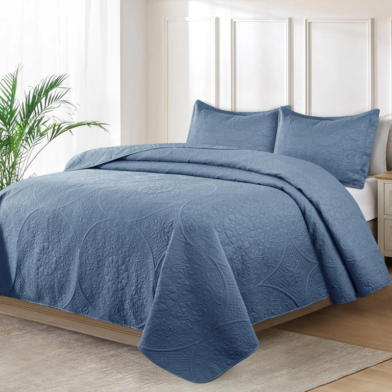 Lightweight Summer Bedspreads - 3 Piece Oversized Quilt Set - Reversible Coverlet Set - California King Size