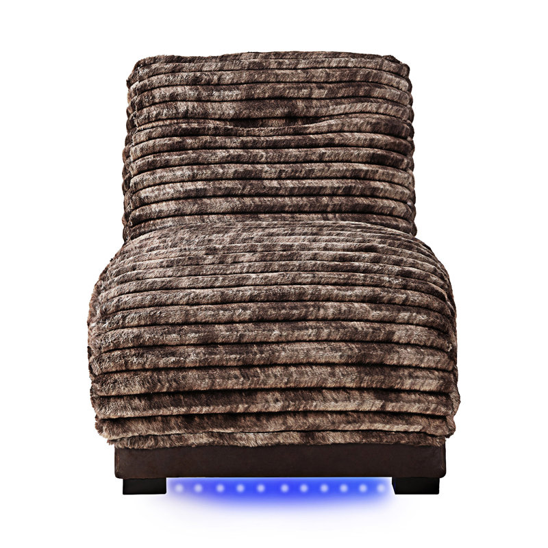 Accent Chaise With USB