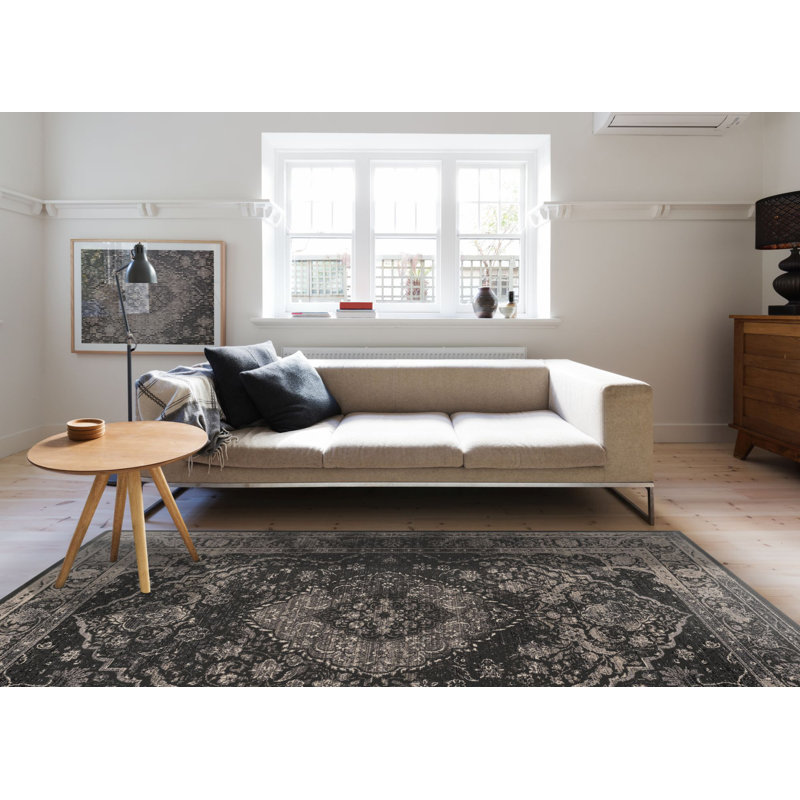 Zana Persian Area Rug, Rectangle 133 x 180cm
