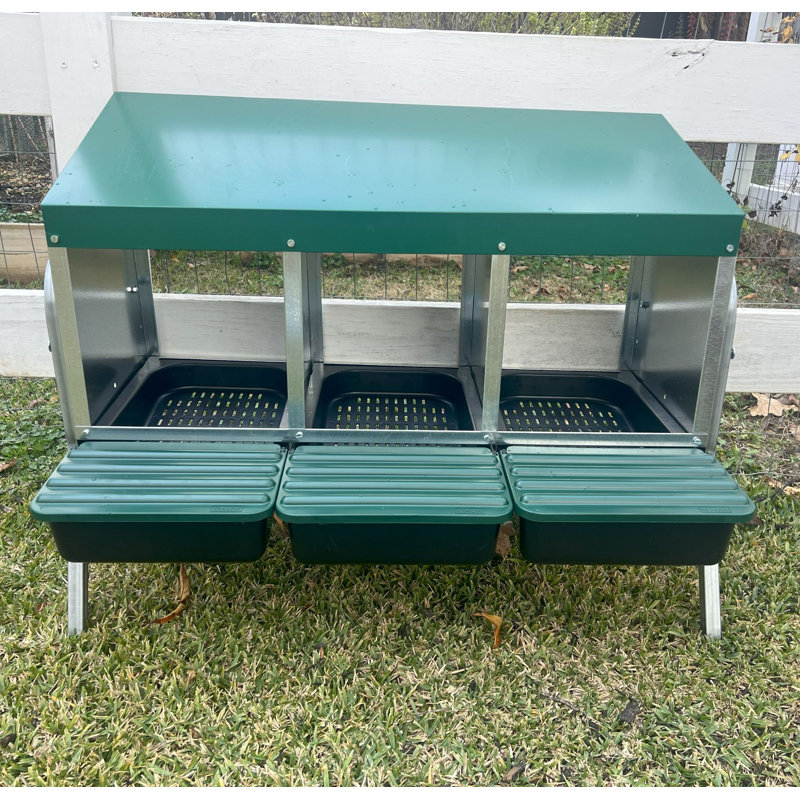 Zylina Metal 3-Bay Freestanding Nesting Box with Legs