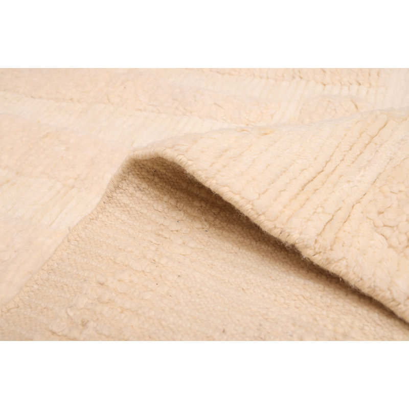 Tapis crème Looma 5 pi 1 po x 7 pi 10 po