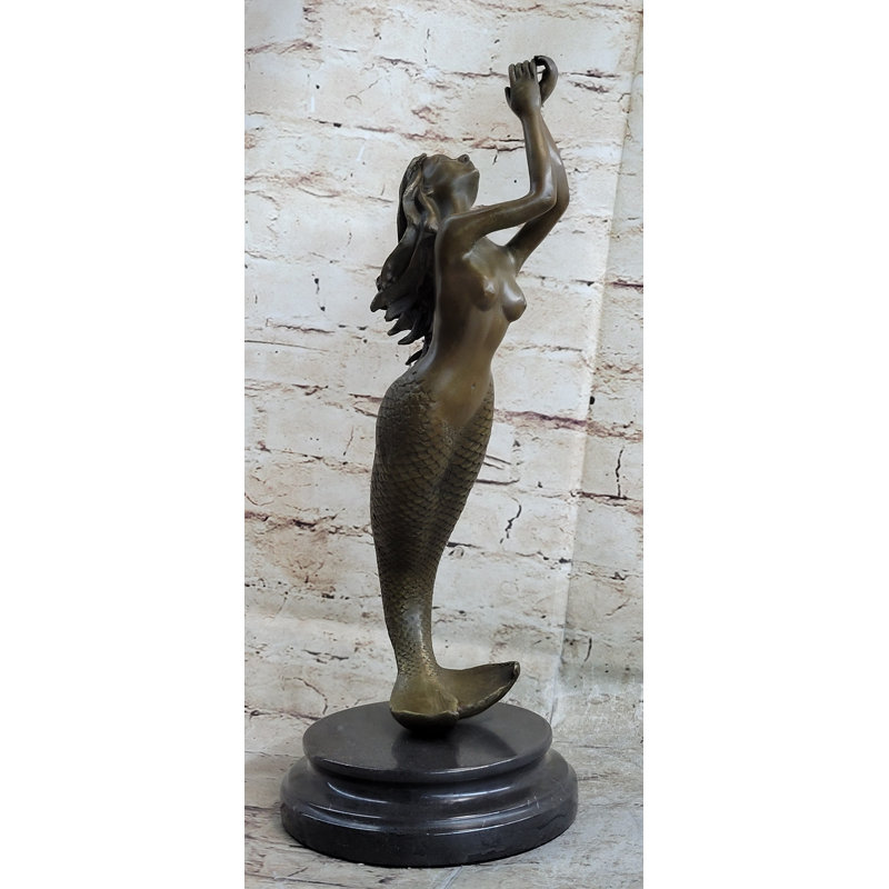 Figurines et sculptures
