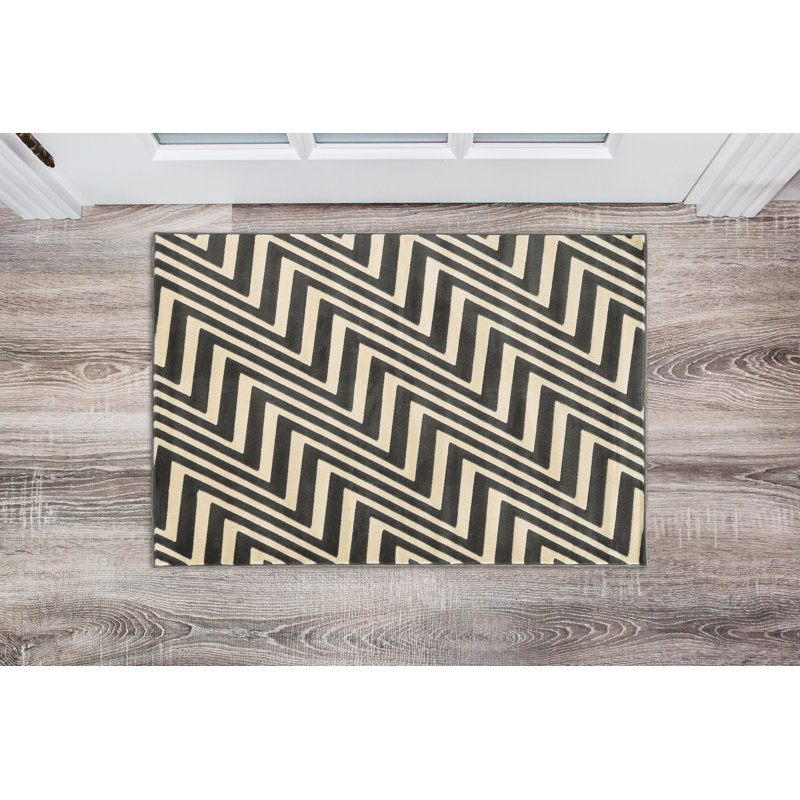 Jalise Geometric Charcoal/Grey Area Rug, 5' x 7'