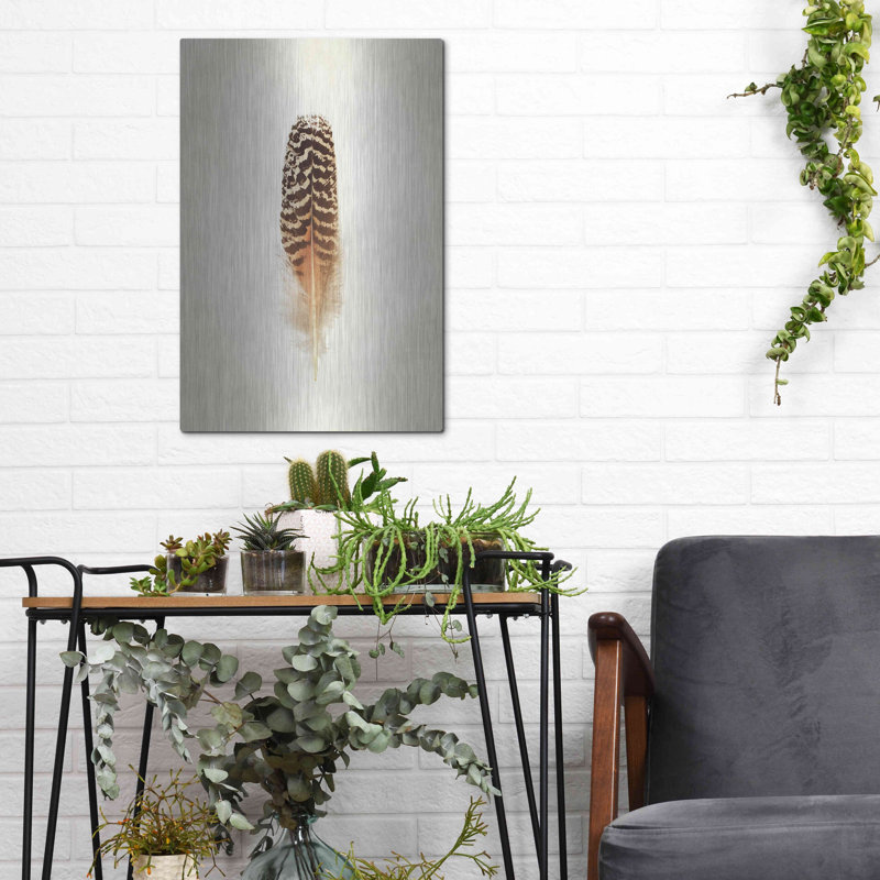 «Feather I» par Debra Van Swearingen, H 16 po x l 12 po