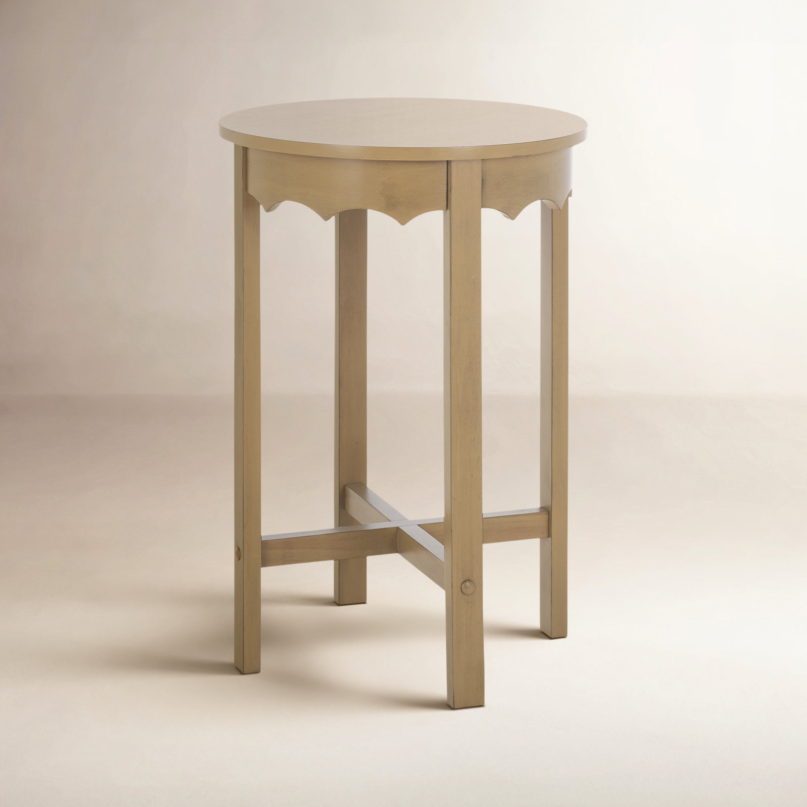 Sabine 18" Pine End Table, Brown