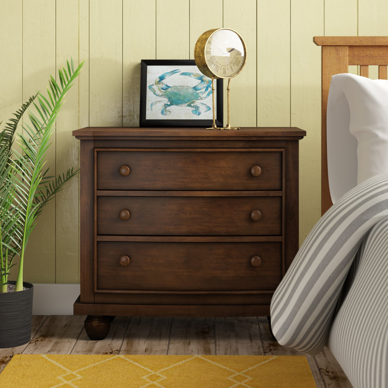 Tyntesfield 33'' W Solid Wood Nightstand