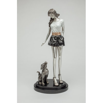 Figurine