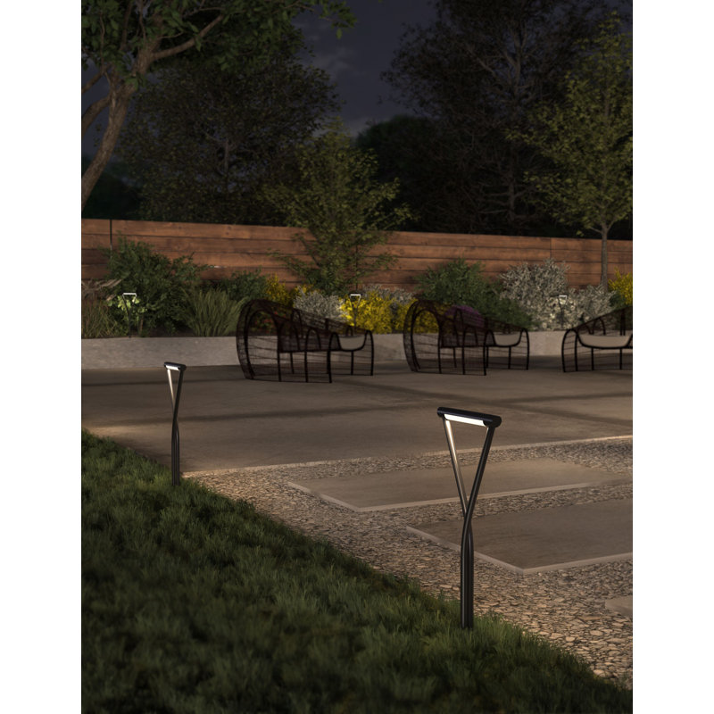Maro LED Pathway Light, 26.375" H x 7.125" W x 2.25" D