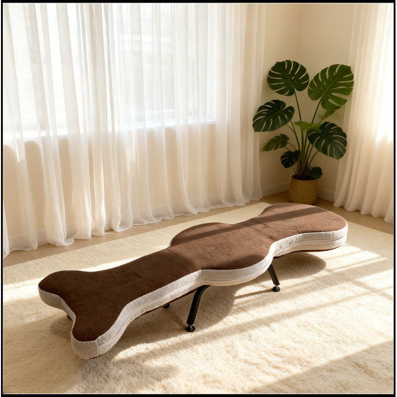 Chaise longue rembourrée pliable avec pieds robustes