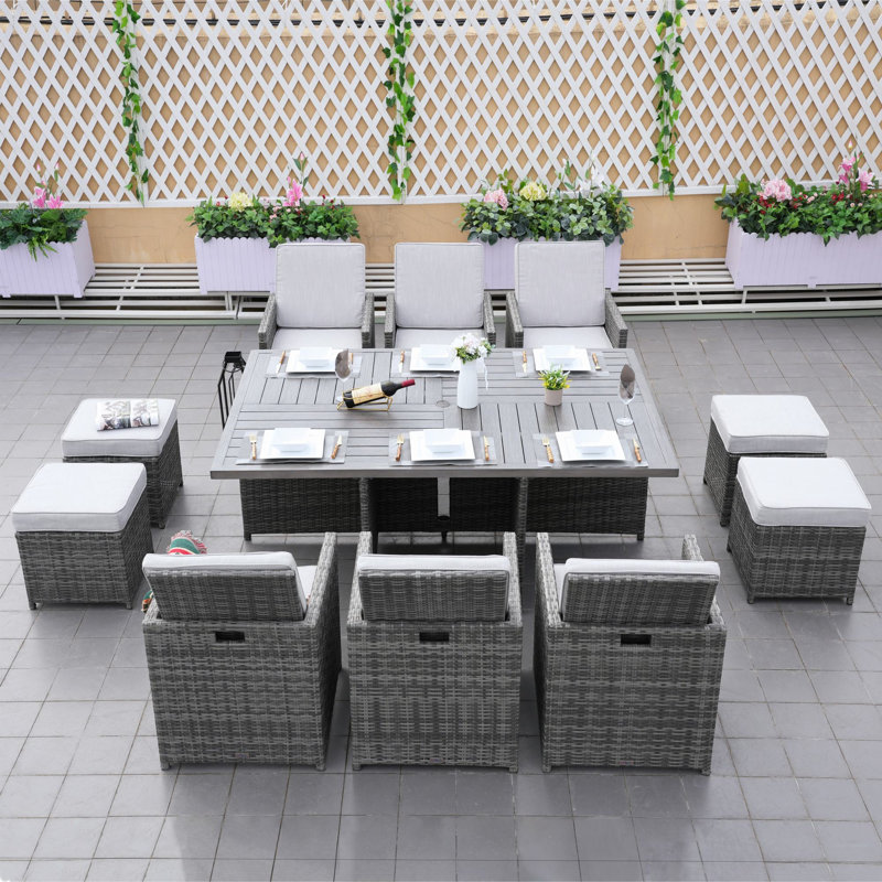 Ensemble de salle à manger rectangulaire pour 10 personnes de 122 po de long avec coussins, gris, gris