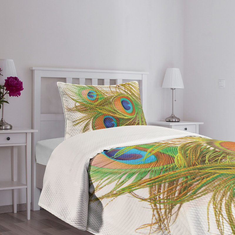 White Twin Quilted Bedspread Set with Peacock Feathers