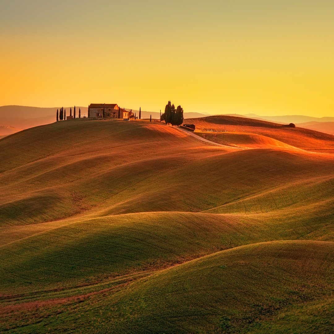 Leinwandbild Toskana, Sonnenuntergang Ländliche Landschaft Rolling Hills, Bauernhof auf dem Land