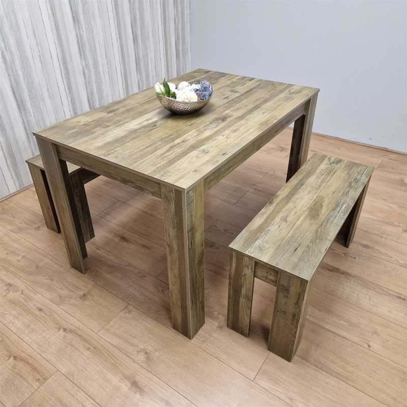 Johanne 4 - Person Dining Set