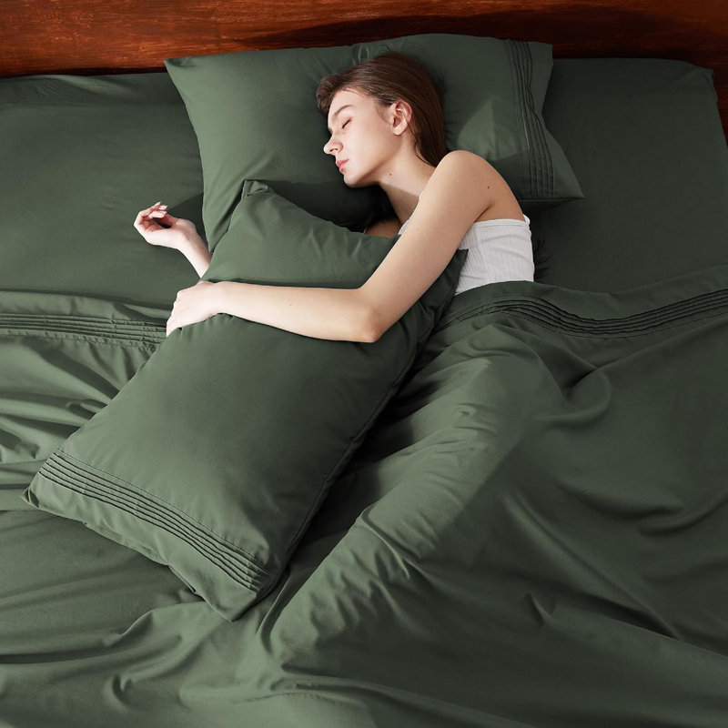 Bedsure Deep Pocket Sheet Set - Fits Mattresses Up to 21 Inches Thick -  GentleSoft Bed Sheet set, Moisture Wicking, Soft & Cooling Bed Sheet & Pillowcases, Easy & Secure Fit