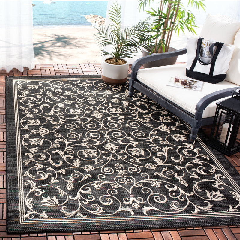 Tapis d'intérieur / extérieur à motif floral Cherene, Rectangle 5 pi 3 po x 7 pi 7 po
