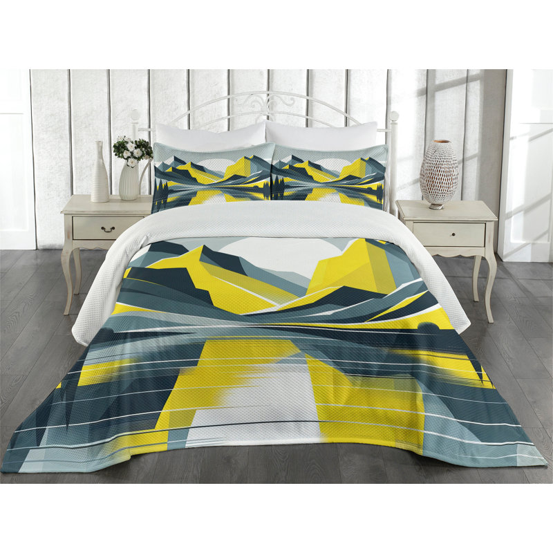 Polyester Abstract Coverlet, King Coverlet + 2 Standard Shams