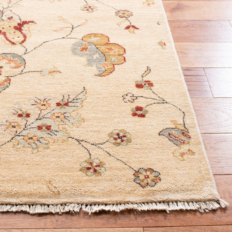 Agra Hand-Knotted Wool Beige/Yellow Area Rug, Rectangle 4' x 6'