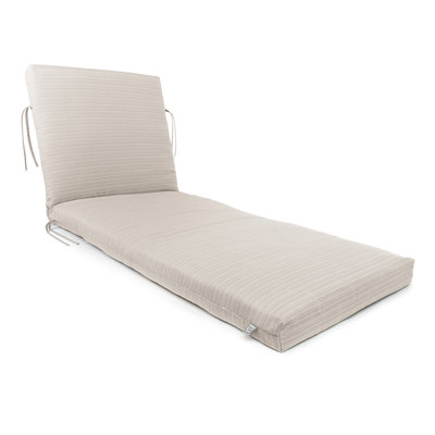 Chaise longue réversible, cousue et cousue à la main, avec attache et rembourrage en polyester blanc.
